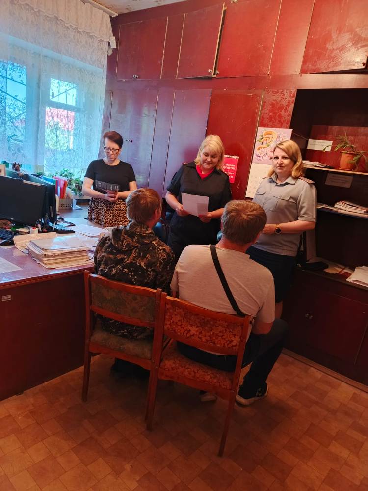 Проведено занятие на соблюдение правил дорожного движения с осуждёнными состоящими на учёте инспекции (г. Приволжск).